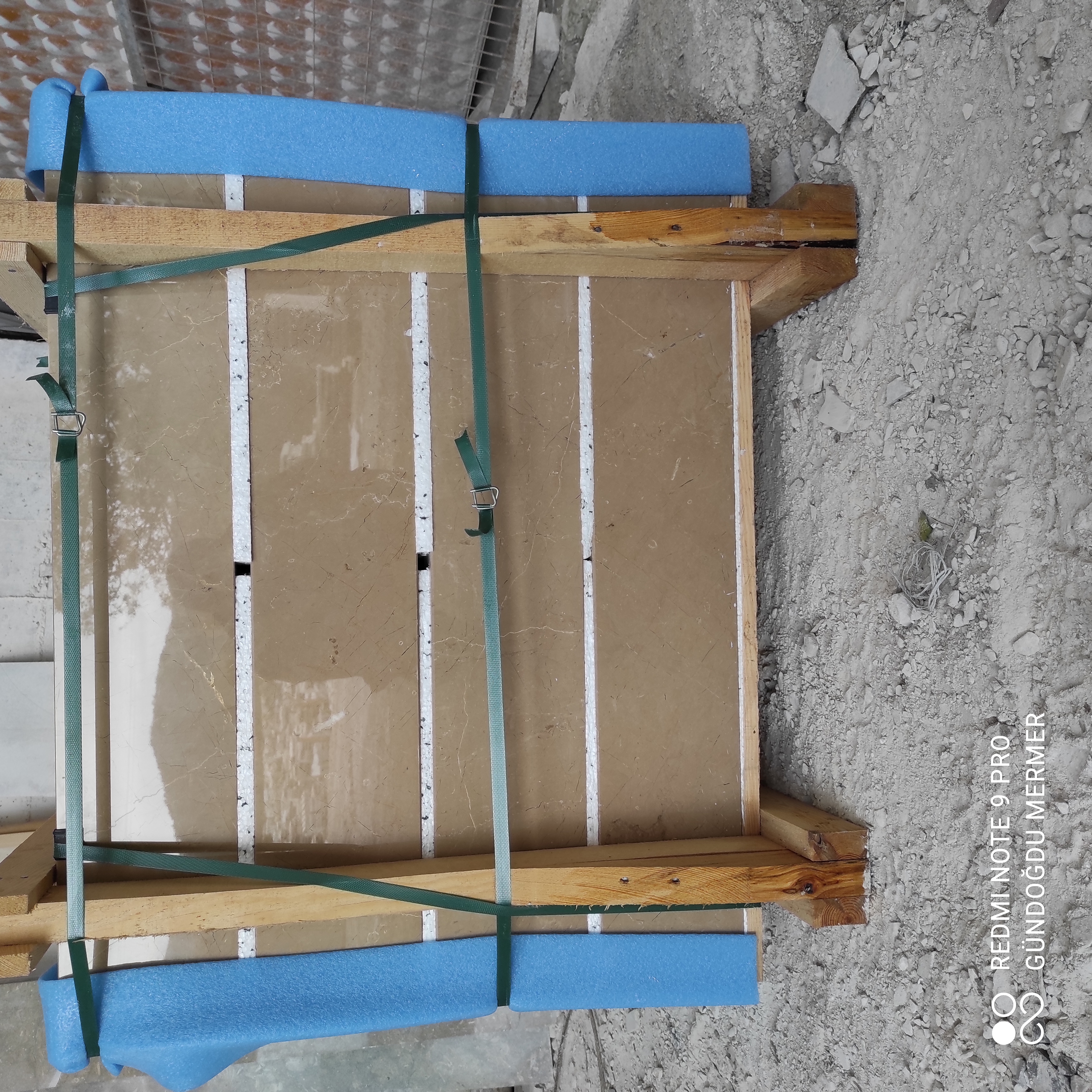 Bursa Koyu Bej Mermer